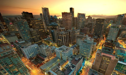 Toronto Toronto, no Canadá, é um dos principais destinos dos intercambistas